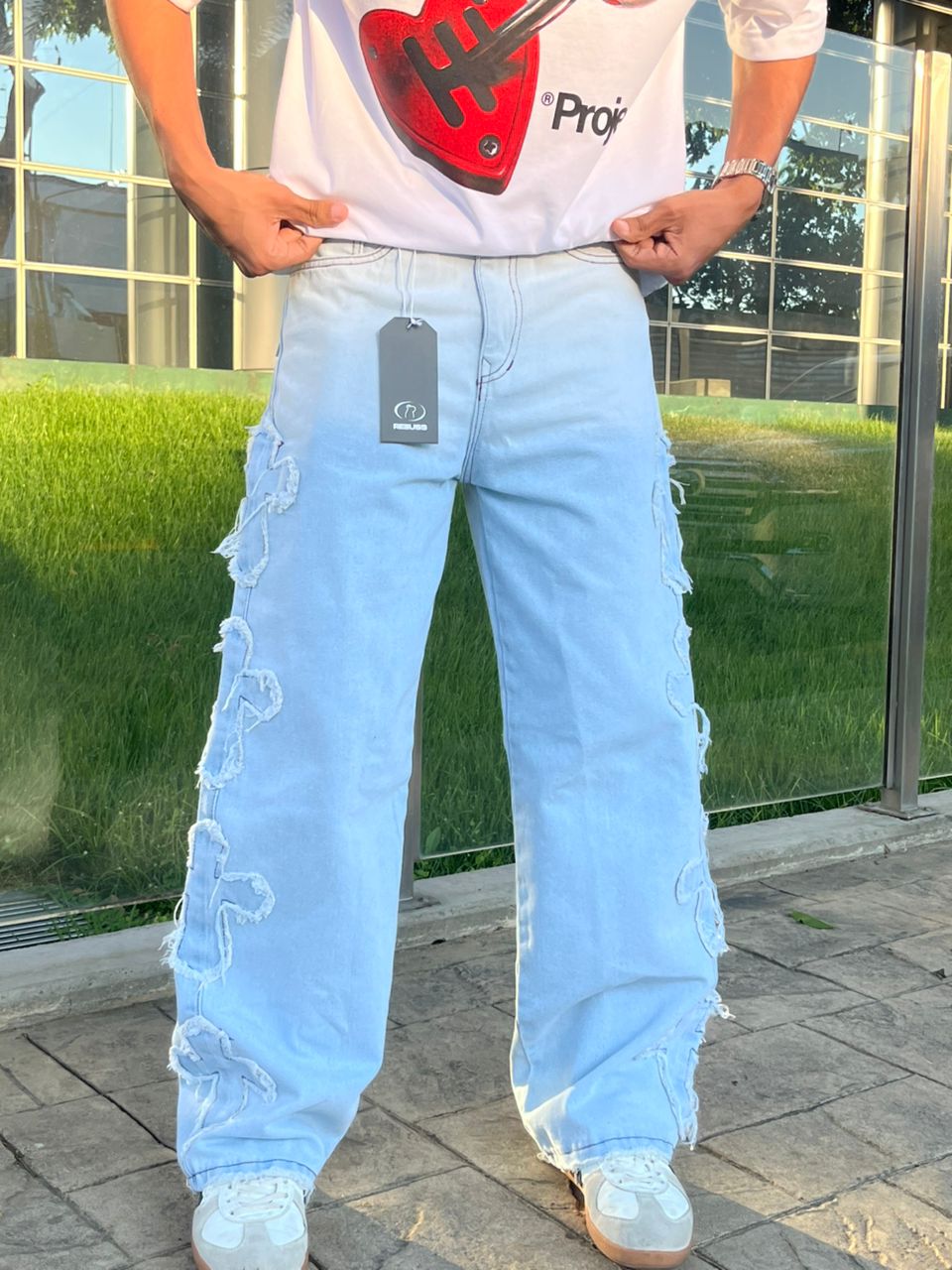 Pantalones baggy con diseño